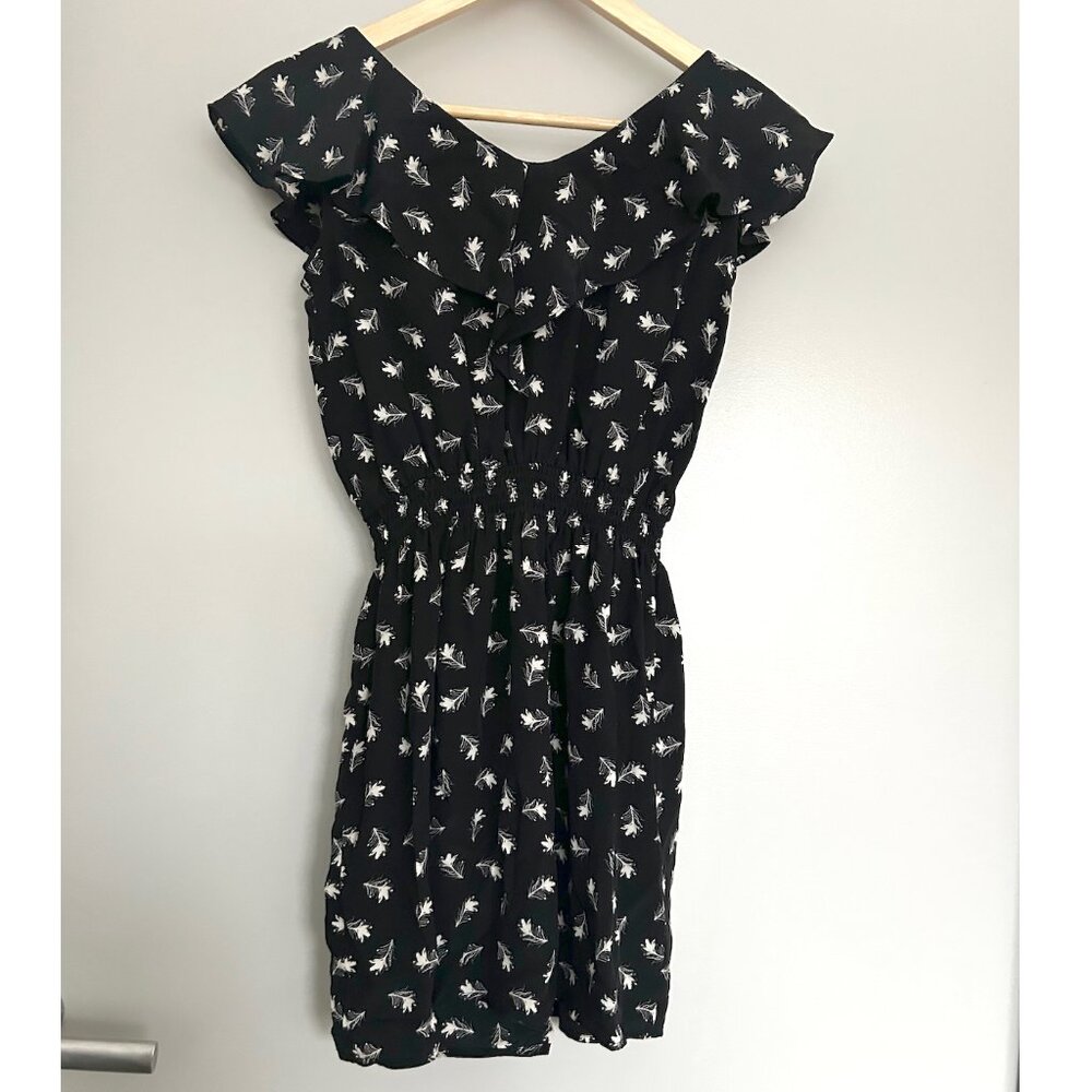 **VINTAGE** SCOOP NYC 100% Silk Ruffle Top Black Patterned Mini Dress Size Small